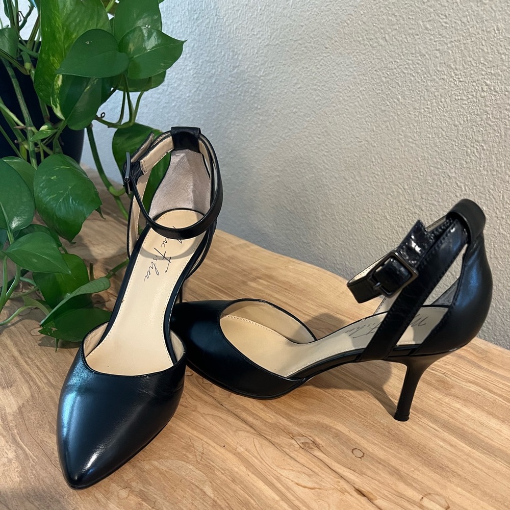 Marc Fisher Black Leather Pump